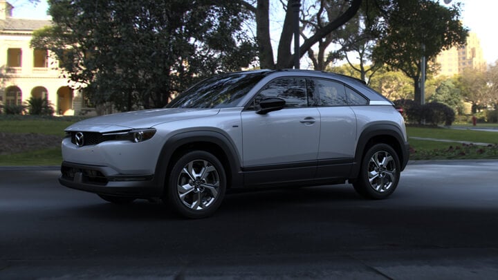 2024 Mazda MX-30 EV Crossover Electric SUV | Mazda Canada